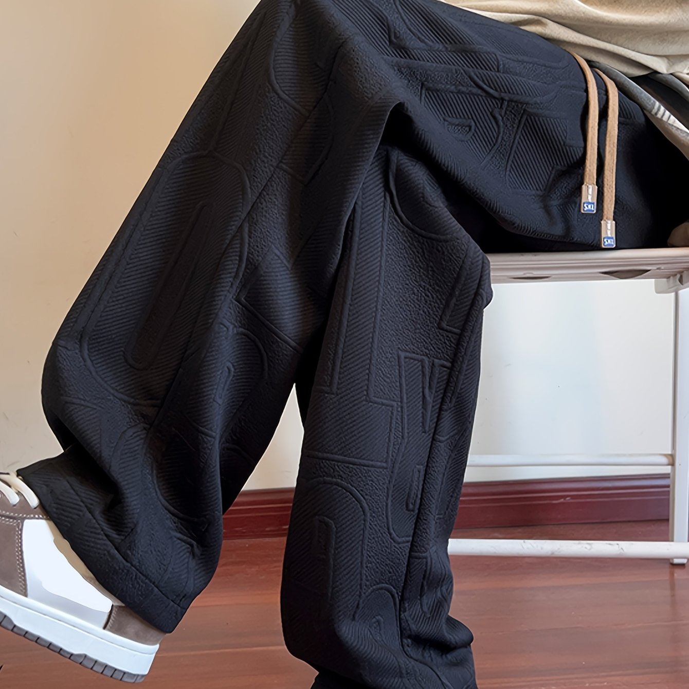 Pantalon droit d'automne pour homme, en tissu jacquard intégral, taille élastiquée avec cordon de serrage, idéal pour les activités décontractées de printemps et d'automne.