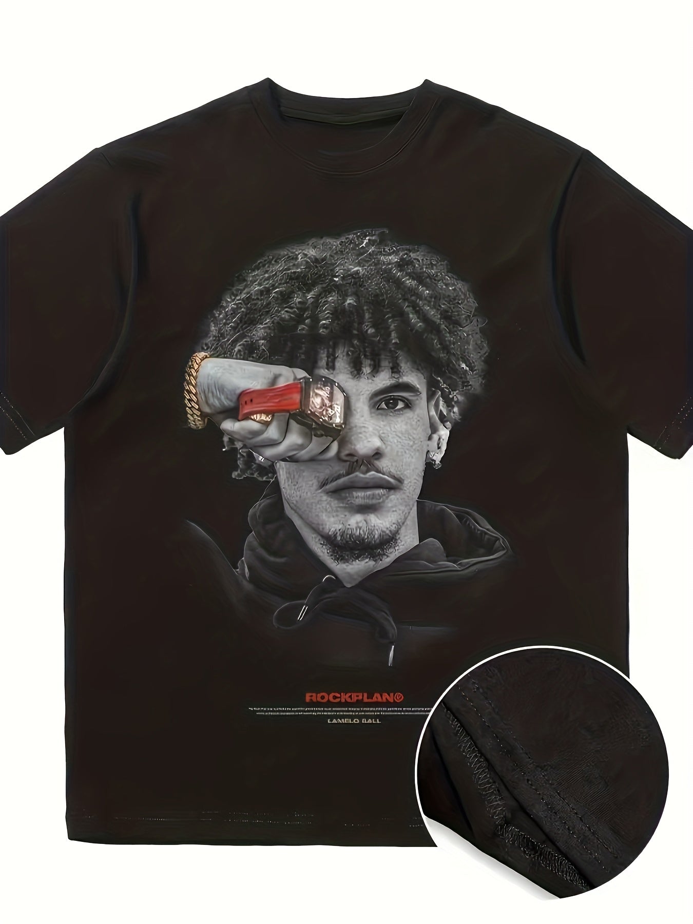 T-shirt décontracté à col rond pour homme, confectionné dans un tissu doux et confortable, avec des manches courtes. C'est le choix idéal pour offrir et parfait pour les sorties ou les voyages.