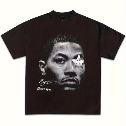 T-shirt com estampado retro de basquetebol, tecido macio e de alta qualidade, manga curta e corte regular, gola redonda com estampado num dos lados, ideal para todas as estações.
