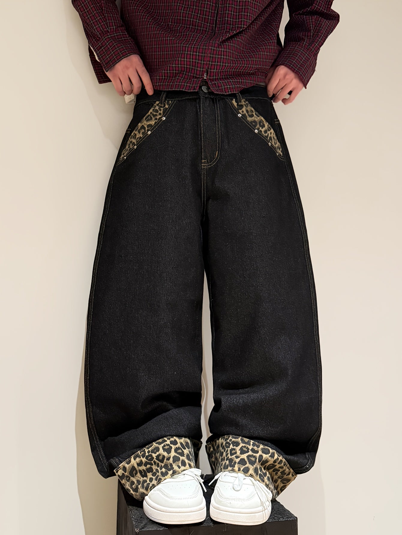 Pantalon en jean ample à revers imprimé léopard style rétro américain, pantalon streetwear noir tendance à jambes larges pour homme (ceinture et accessoires non inclus)