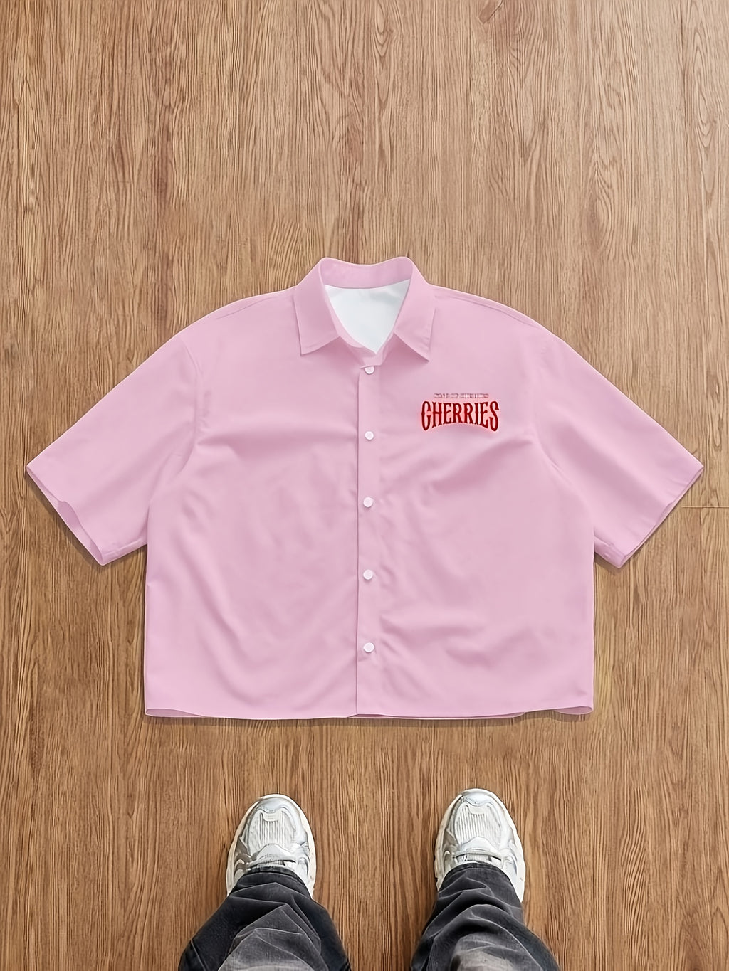 Chemise d'été décontractée à manches courtes pour homme avec motif de cerises et lettres au dos