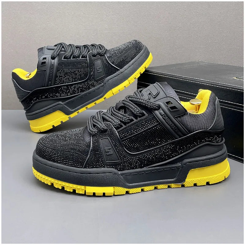 Chaussures de sport à strass tendance printemps pour hommes, baskets respirantes noires brillantes ornées de strass, idéales pour la marche et la marche.
