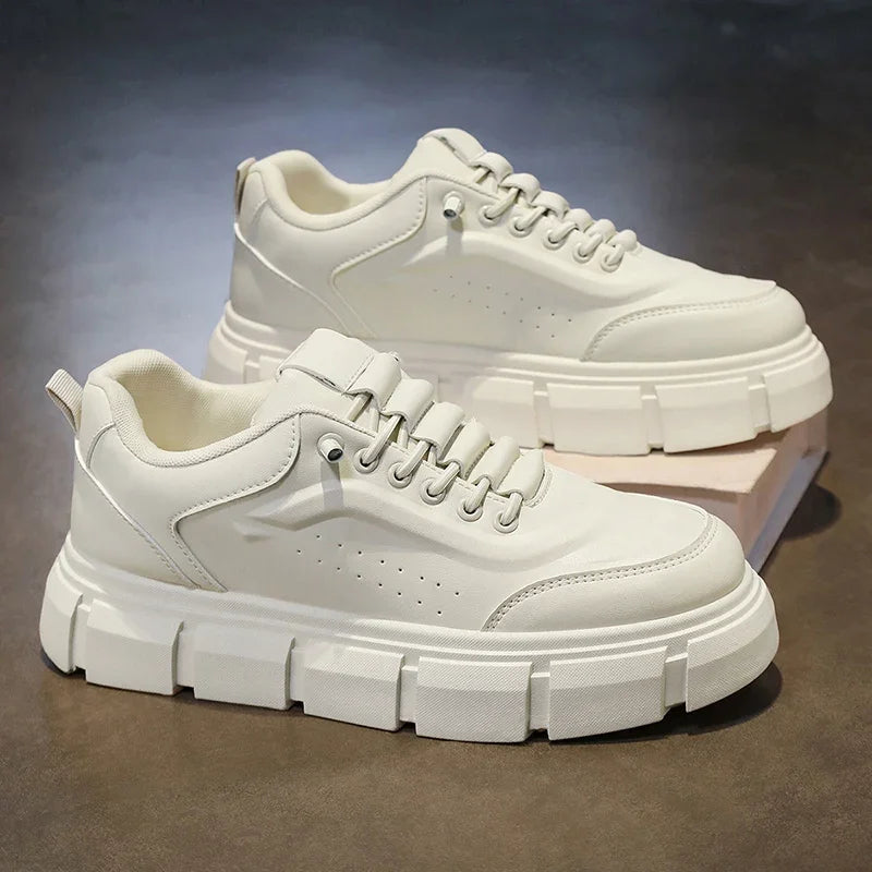 Nouvelles chaussures décontractées pour hommes 2025 : chaussures Oxford pour hommes, chaussures rétro de luxe en cuir, baskets respirantes tendance, bottes à plateforme faites à la main
