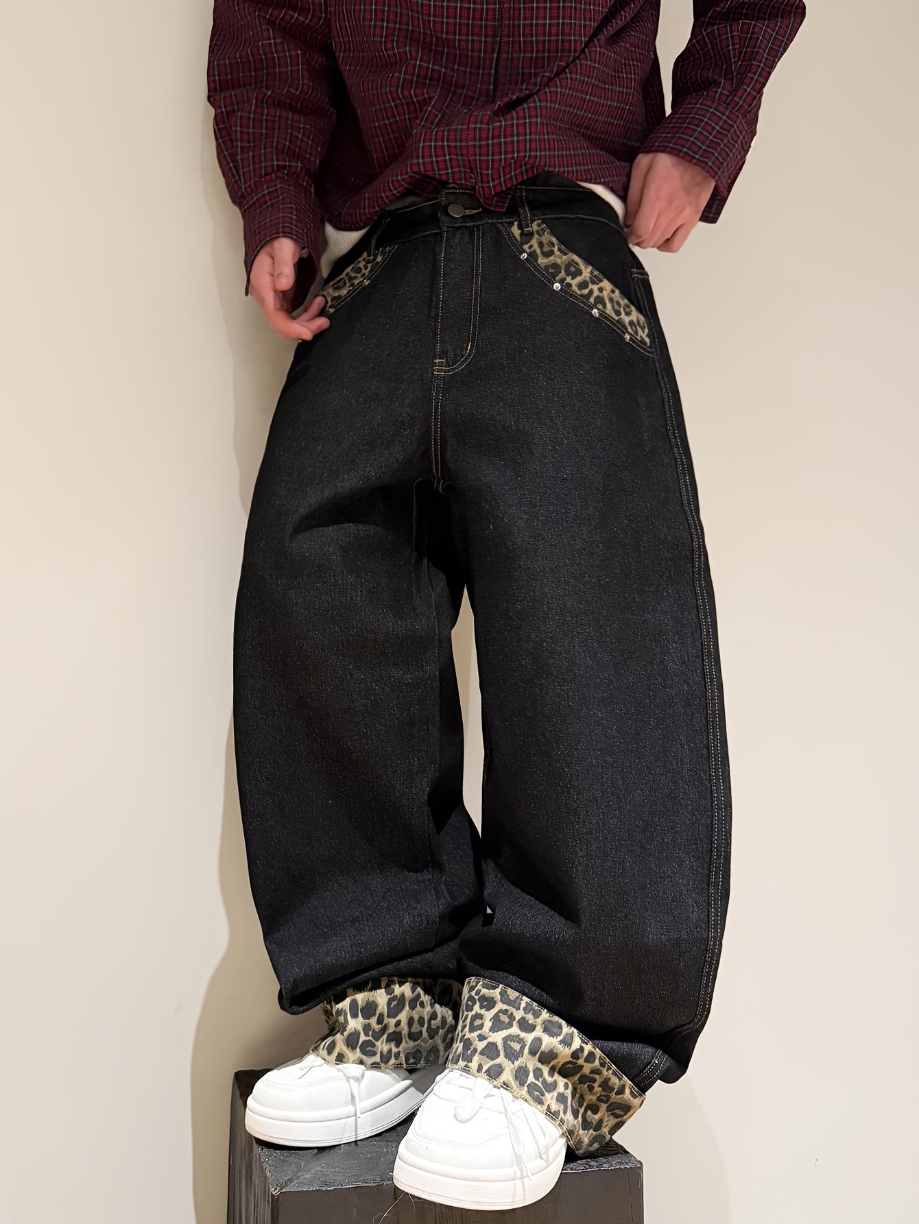 Pantalon en jean ample à revers imprimé léopard style rétro américain, pantalon streetwear noir tendance à jambes larges pour homme (ceinture et accessoires non inclus)