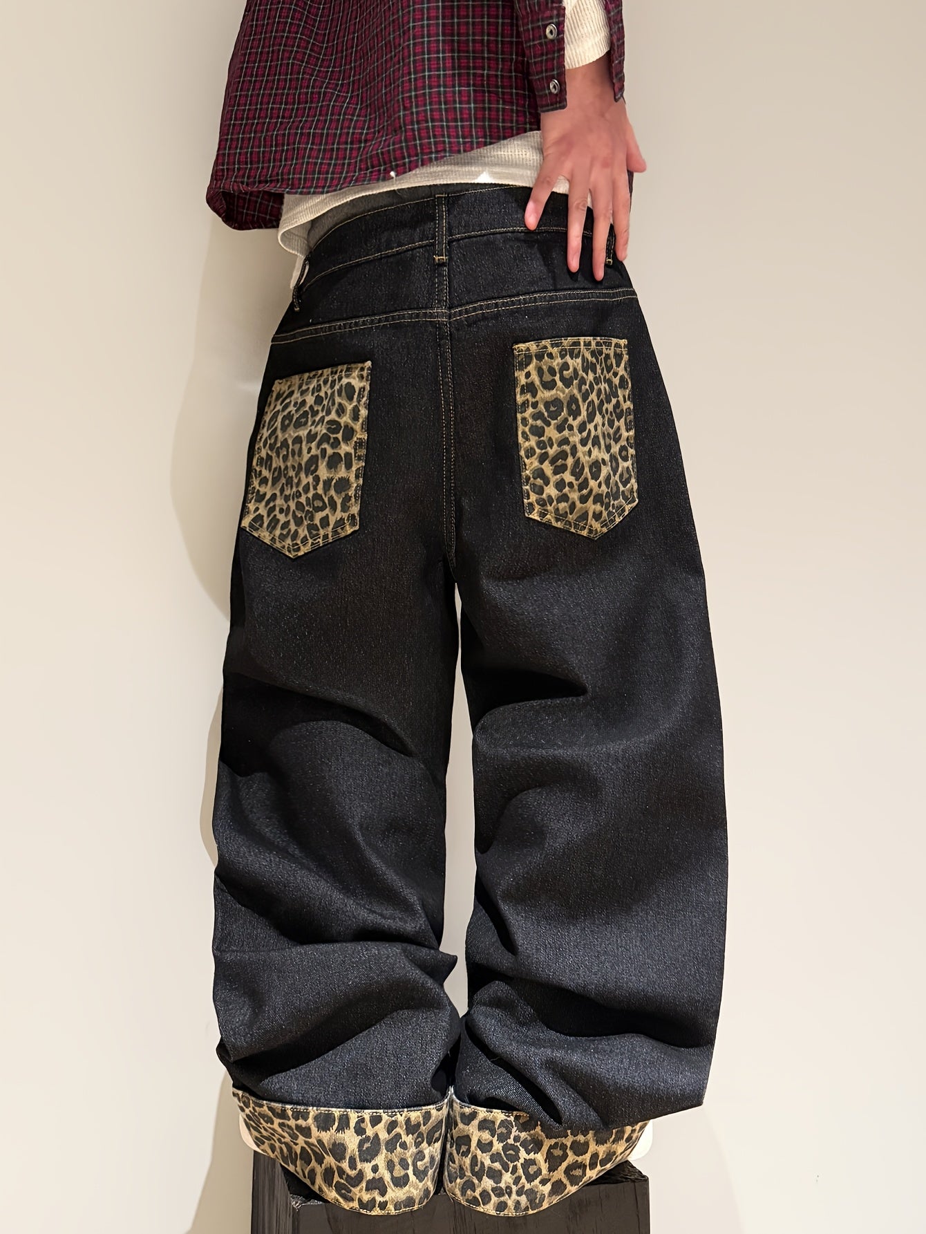 Pantalon en jean ample à revers imprimé léopard style rétro américain, pantalon streetwear noir tendance à jambes larges pour homme (ceinture et accessoires non inclus)